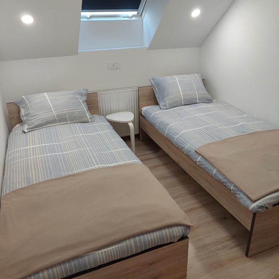 Apartmaji Biseri 克拉尼斯卡戈拉 外观 照片